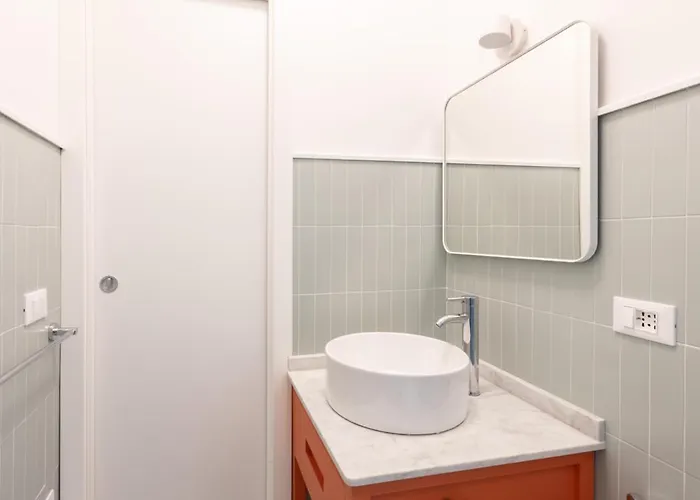 Romantic Seaview Flat With Balcony