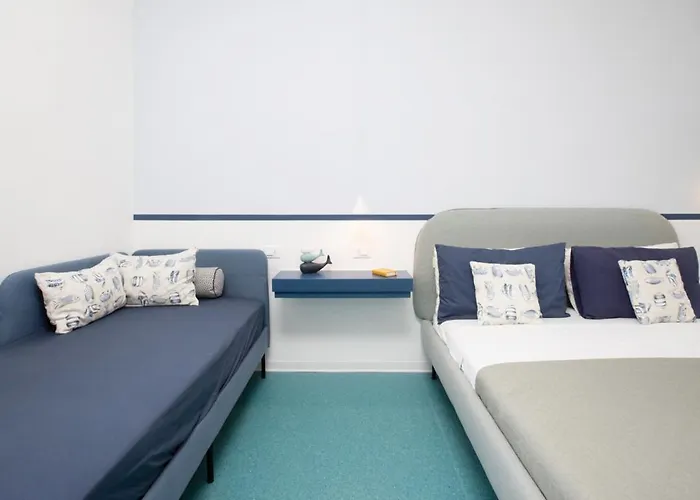 Romantic Seaview Flat With Balcony Sorrento