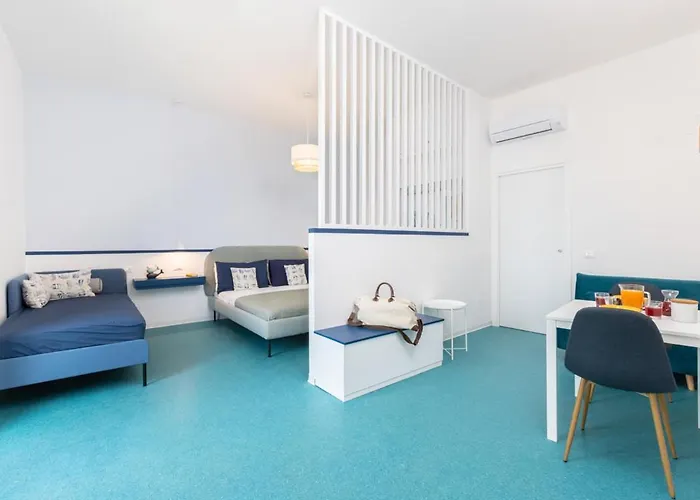 Romantic Seaview Flat With Balcony Sorrente